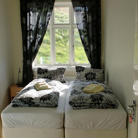 Guesthouse Tilraun Blonduos Rum bild