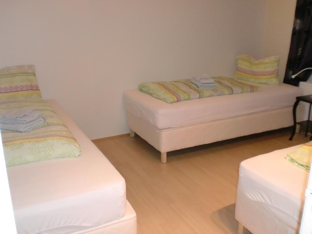 Guesthouse Tilraun Blonduos Rum bild